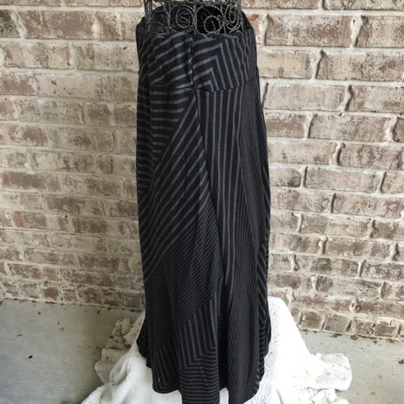 Robert Louis Maxi Skirt Black Gray Boho Hippie - Picture 2 of 8